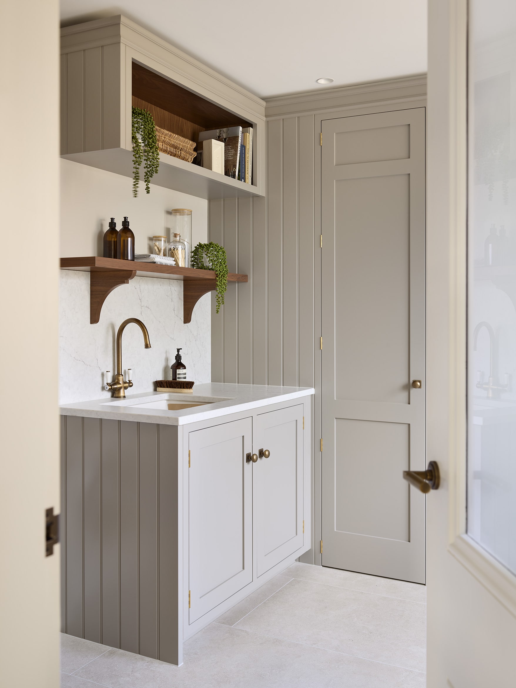 grey palette kitchen cabinet