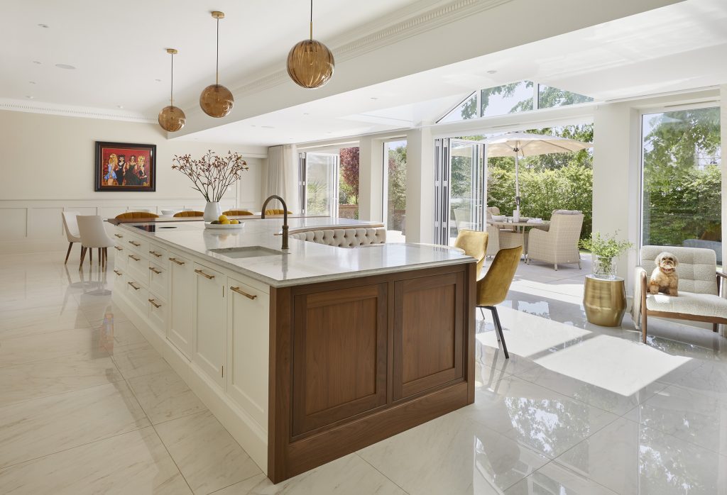 kitchen with access to backyard space